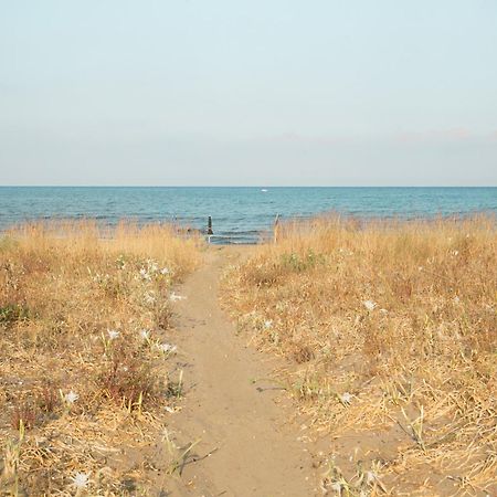 Villa Giglio Marino Paestum Buitenkant foto